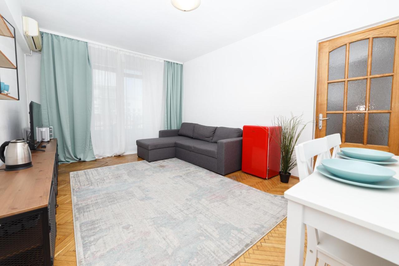 Color Ap Calea Victoriei 12C Apartment Bucharest Exterior photo