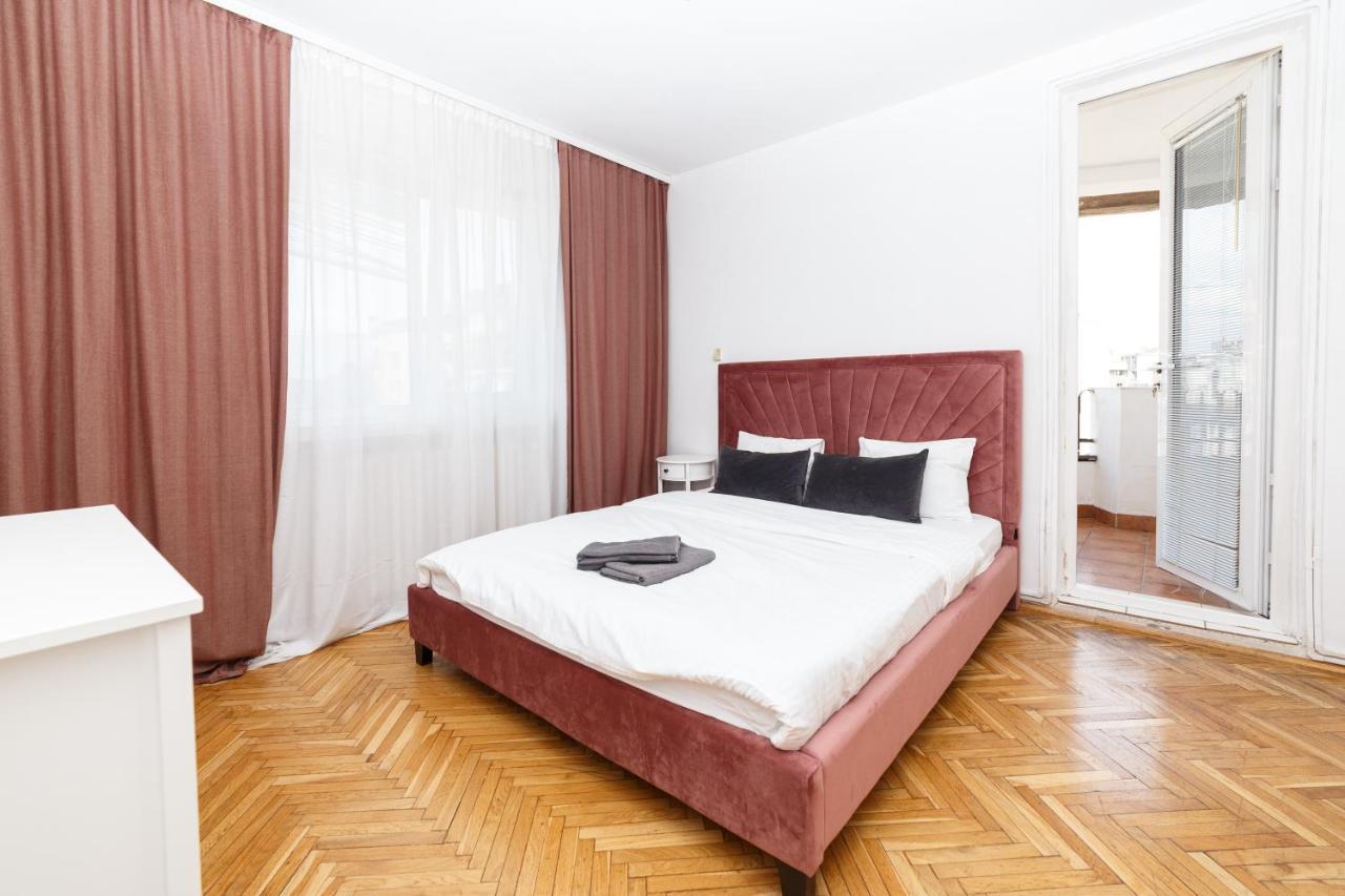 Color Ap Calea Victoriei 12C Apartment Bucharest Exterior photo